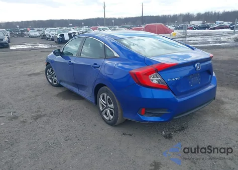 2016 Honda Civic Lx z USA, uszkodzony, nr VIN 19XFC2F57GE209852